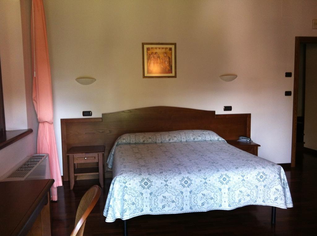 Agriturismo La Cantina Ασκόλι Πιτσένο Δωμάτιο φωτογραφία